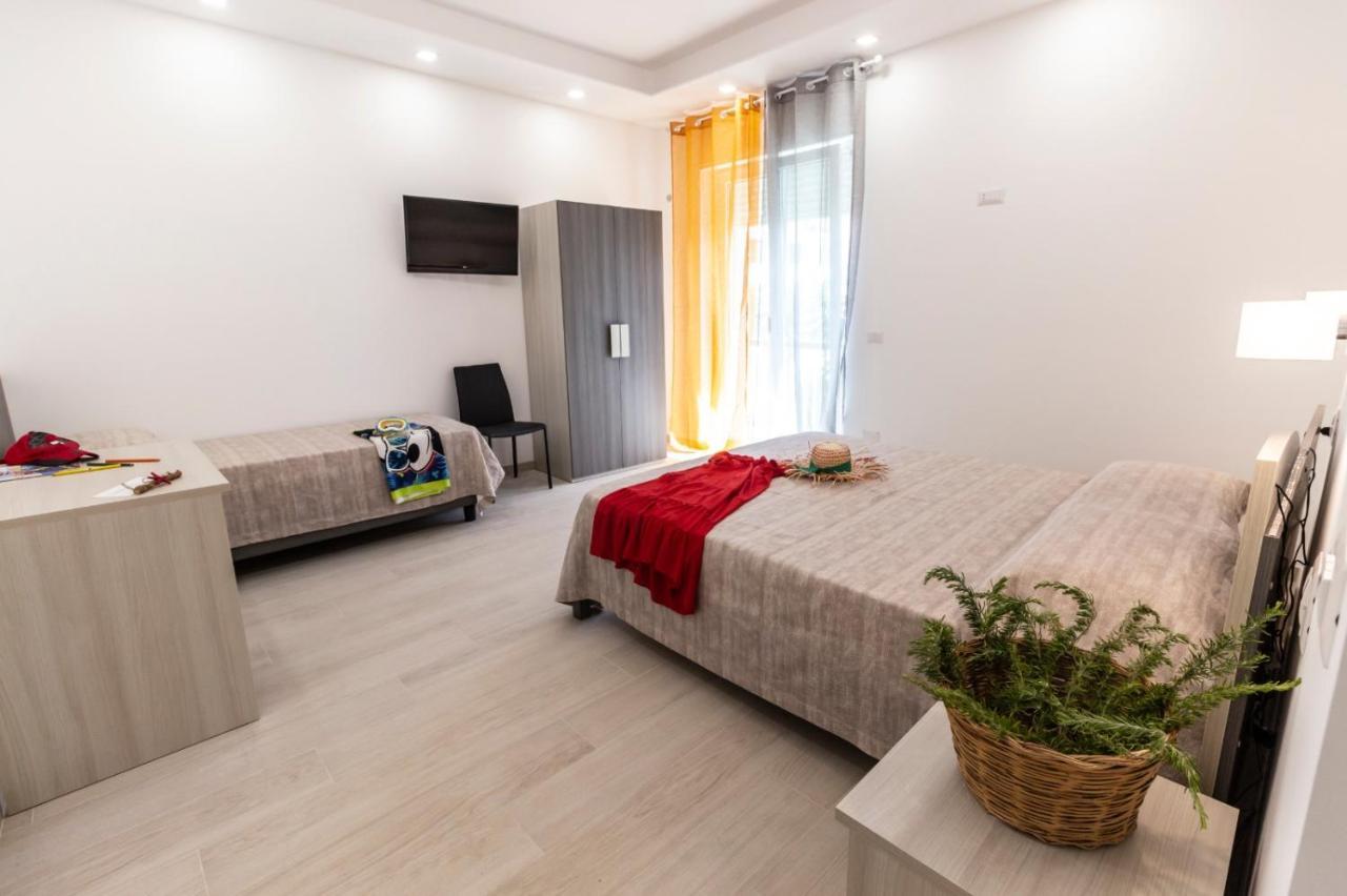 Incanto Di Luna B&B Family Rooms Vieste Buitenkant foto